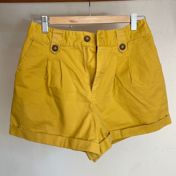 Forever 21 yellow pleated shorts, medium - Picture 1 of 3